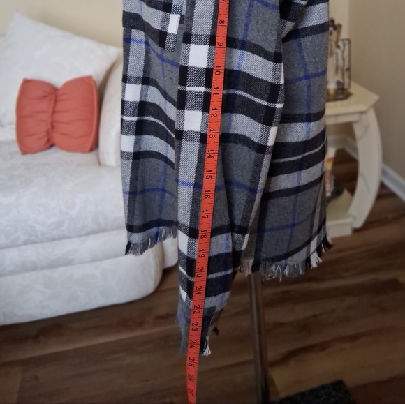 Mystree Black, White and Blue Plaid Shirt Jacket Size Small - Picture 9 of 13